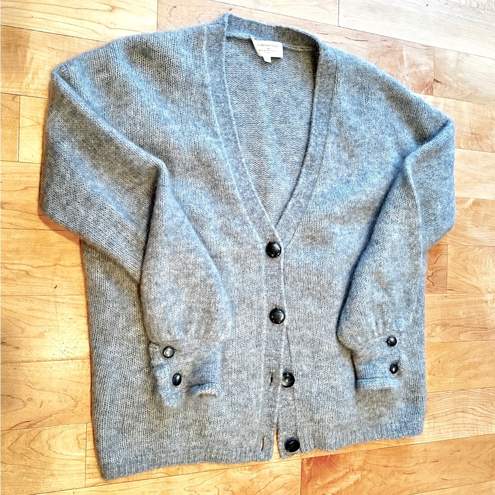 NWOT Sézane ruffle cuff cardigan